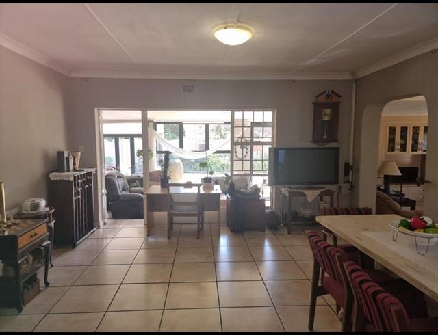 3 BEDROOM HOUSE FOR SALE IN HURLYVALE